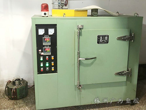 電熱鼓風(fēng)恒溫干燥箱 電熱鼓風(fēng)恒溫干燥箱